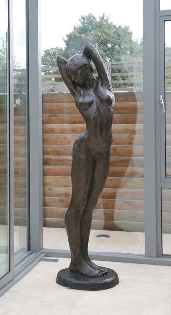 Lucinda in bronze